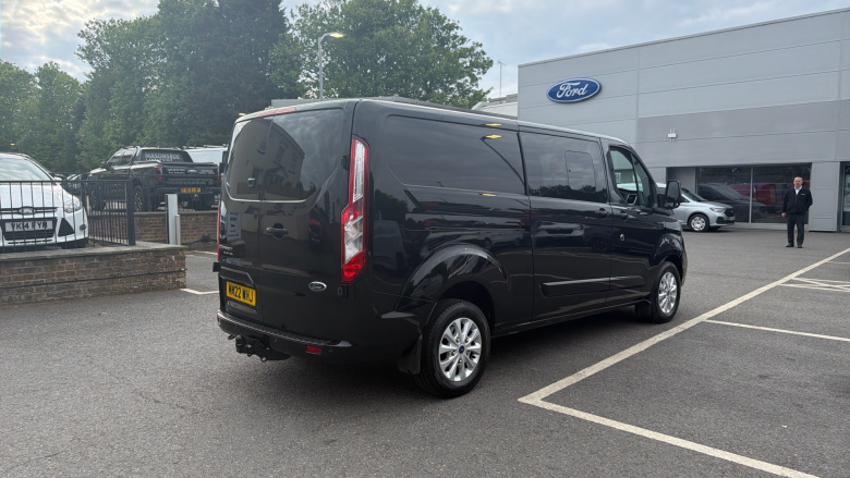 Ford Transit Custom 300 L2 Diesel Fwd 2.0 EcoBlue 130ps Low Roof D/Cab Limited Van
